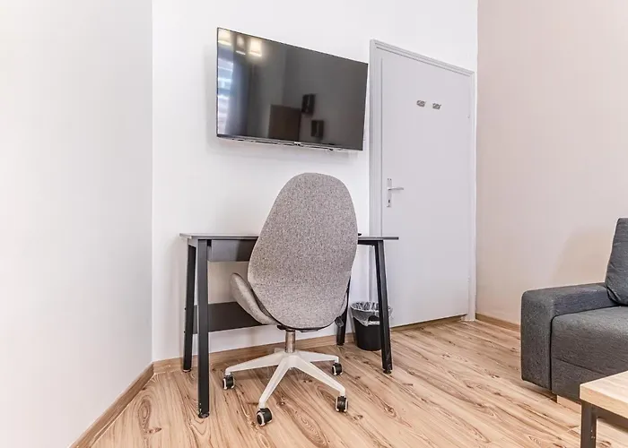 Stylish 1br Near Schoenbrunn & Westbahnhof Ideal For Longstays Apartment Vienna