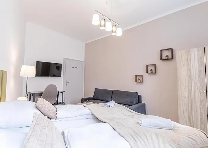 Stylish 1br Near Schoenbrunn & Westbahnhof Ideal For Longstays Apartment Vienna